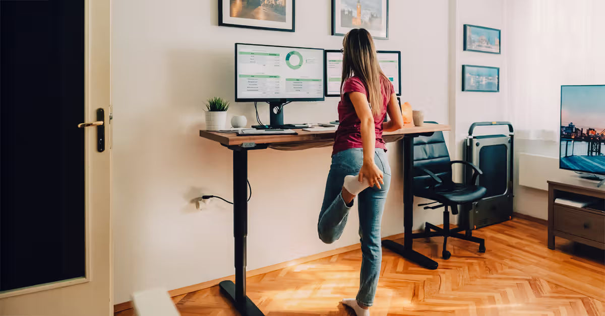 Reguleeritava laua tervislikud eelised - miks vahelduv istumine ja seismine muudab su päeva paremaks?