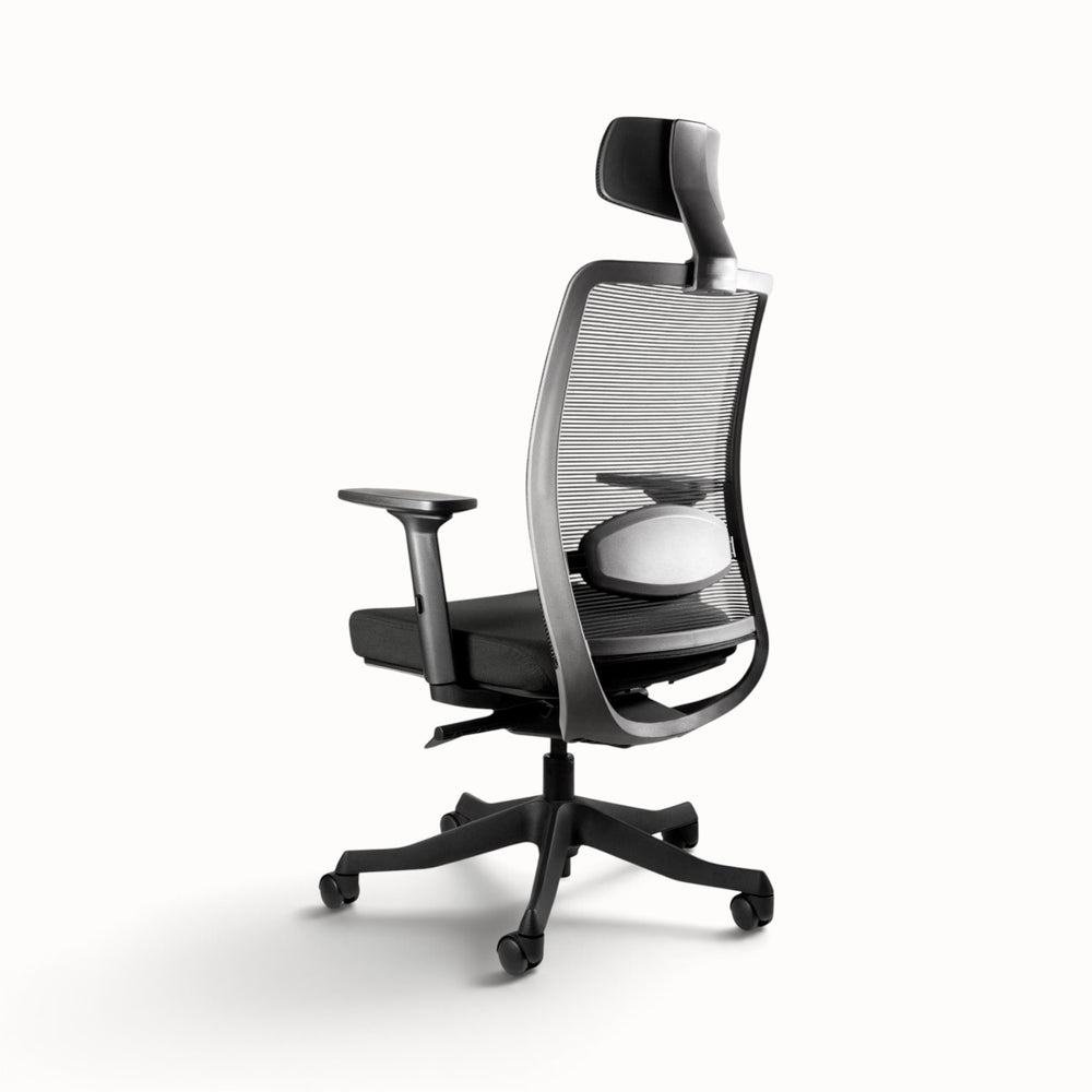 Ergonoomiline kontoritool Anggun must eest